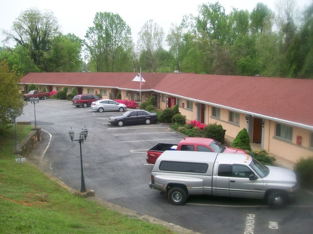 Amherst Inn - Virginia エクステリア 写真
