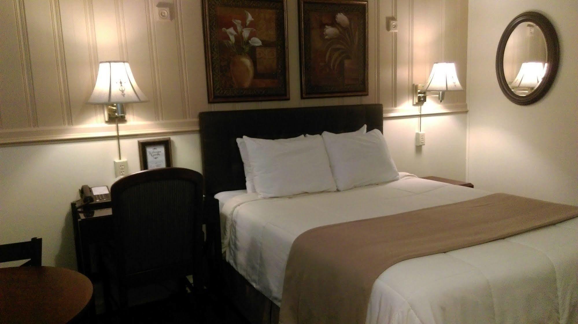 Amherst Inn - Virginia エクステリア 写真