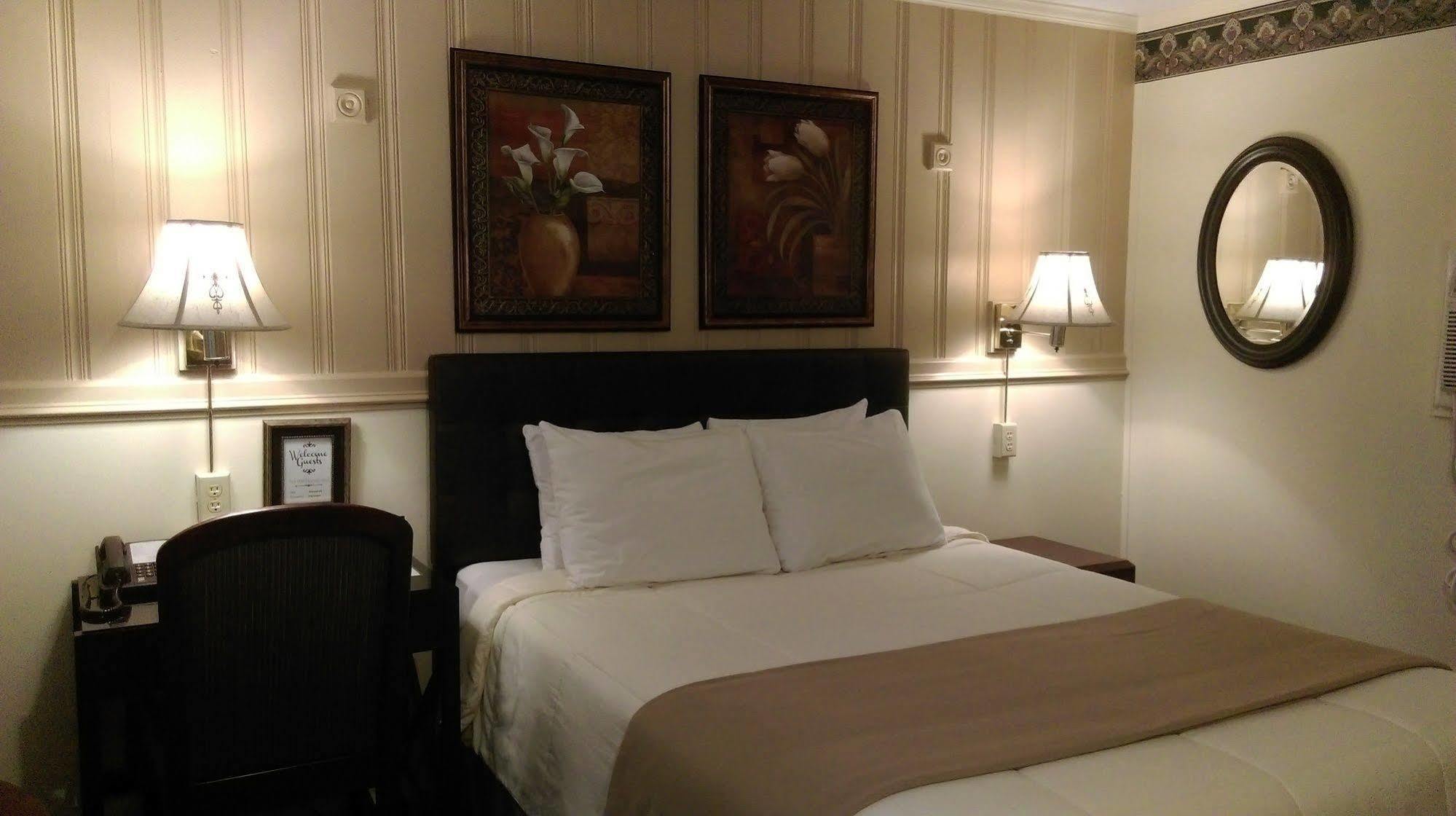 Amherst Inn - Virginia エクステリア 写真